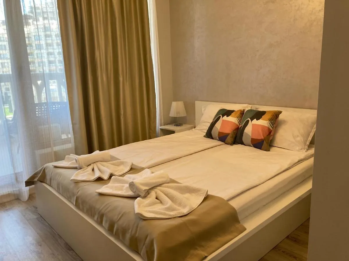 Blue Lagoon Seafront Apartments Varna