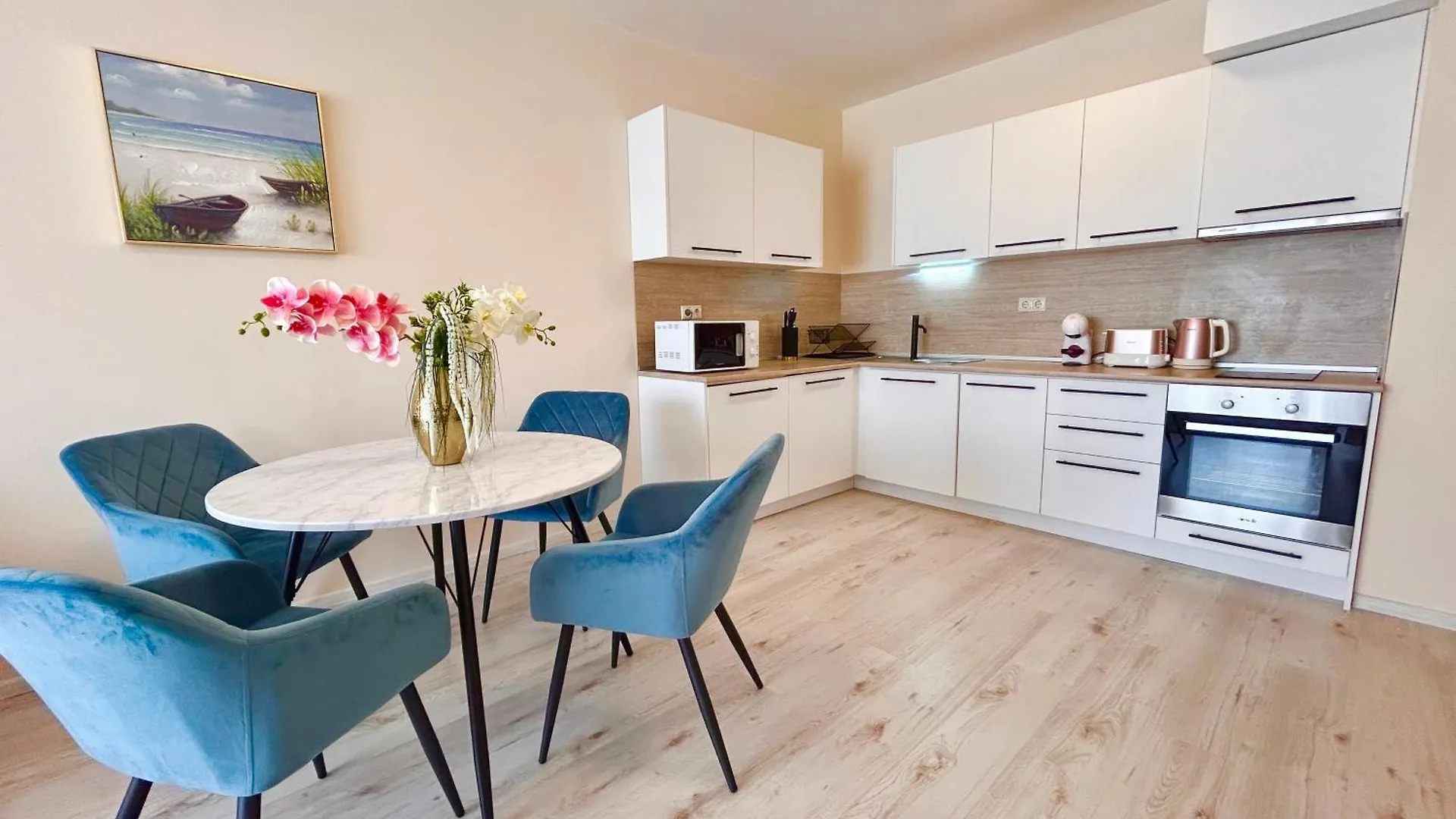 Blue Lagoon Seafront Apartments Varna
